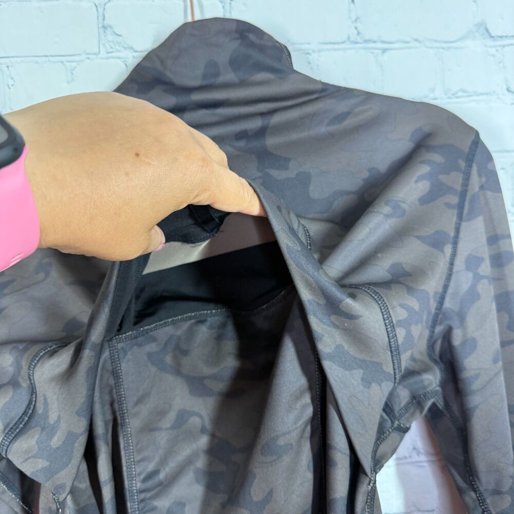 Lululemon Define Jacket Luon Heathered Women Size 10 Incognito Camo Mid Length - Picture 9 of 11